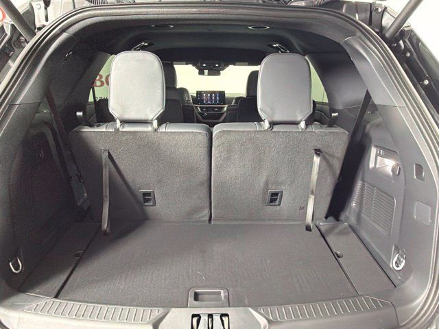 Used 2025 Ford Explorer ST-Line w/ Premium Package RWD image 31