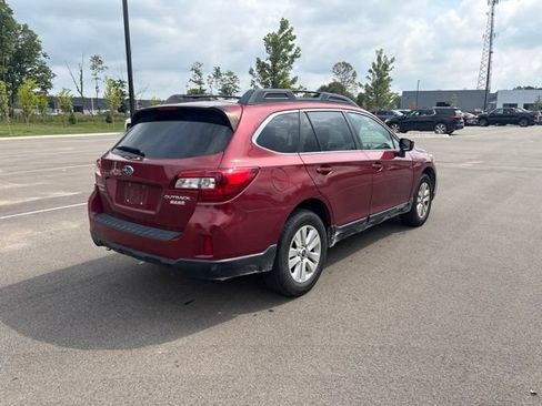 Used 2015 Subaru Outback 2.5i Premium AWD/4WD image 5