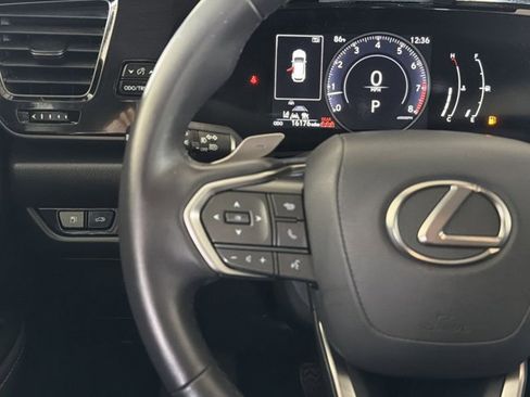 Certified 2025 Lexus NX 250 FWD w/ Accessory Package (Z1) image 12