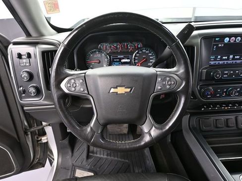 Used 2017 Chevrolet Silverado 1500 LTZ Z71 image 31