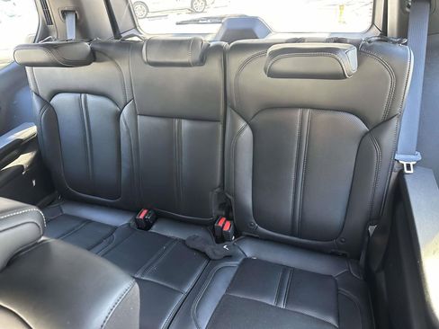 Used 2022 Jeep Wagoneer Series II w/ Convenience Group I image 15