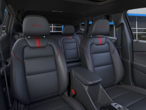 New 2026 Chevrolet Trax RS w/ Sunroof Package FWD image 16