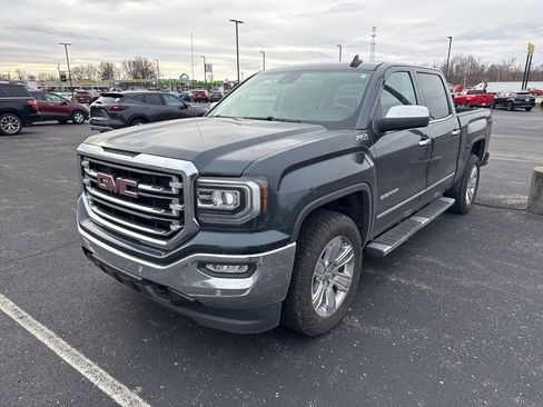 Used 2018 GMC Sierra 1500 SLT image 3