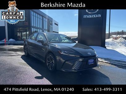 Used 2025 Toyota Camry XLE w/ Premium Plus Package