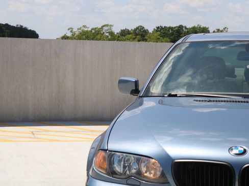 Used 2004 BMW 325xi Sedan AWD/4WD image 20