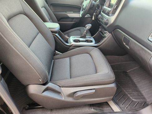 Used 2022 Chevrolet Colorado LT w/ LT Convenience Package image 14