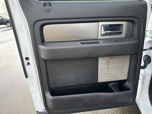 Used 2011 Ford F150 Raptor w/ SVT Exterior Graphics Pkg image 22