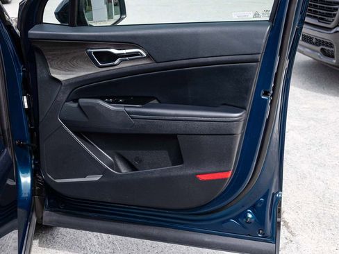 Used 2025 Kia Sportage X-Line image 13