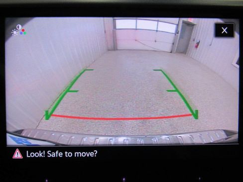 Used 2022 Volkswagen Taos SE image 38