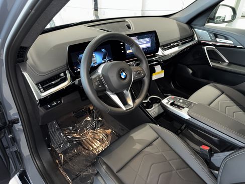 New 2026 BMW X1 xDrive28i w/ Convenience Package AWD/4WD image 17