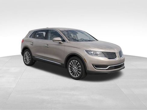 Used 2016 Lincoln MKX Select FWD image 6