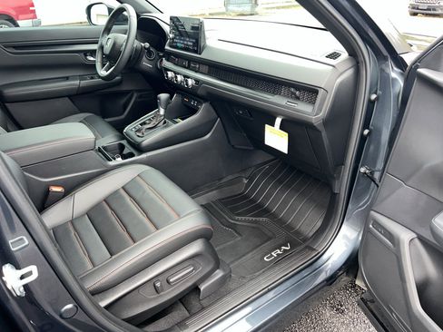 Certified 2025 Honda CR-V Sport-L image 30
