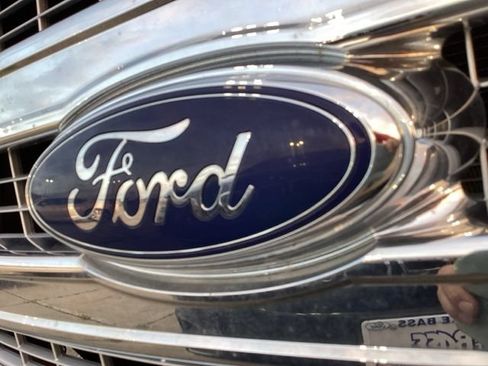 Used 2013 Ford F150 XLT w/ Luxury Equipment Group AWD/4WD image 3