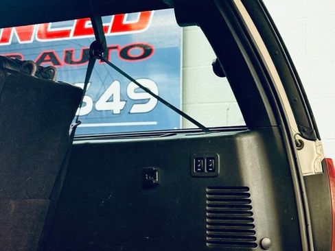 Used 2015 Ford Expedition EL Platinum image 19