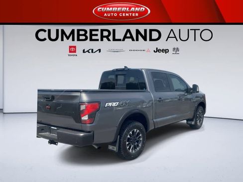 Used 2022 Nissan Titan PRO-4X w/ Pro-4x Convenience Package image 8