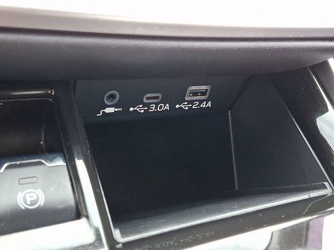 Used 2023 Subaru Outback Premium image 25