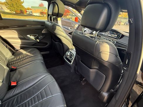 Used 2016 Mercedes-Benz S 550 Sedan image 39