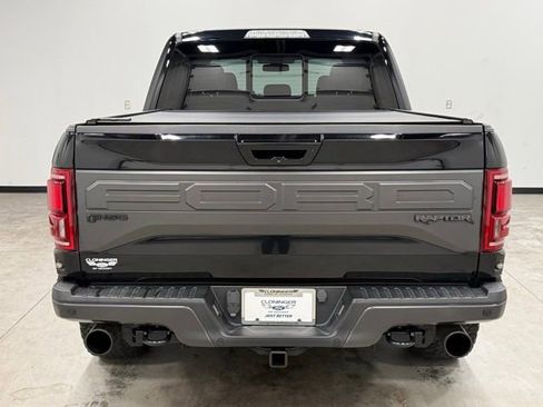 Used 2017 Ford F150 Raptor w/ Equipment Group 802A Luxury AWD/4WD image 10