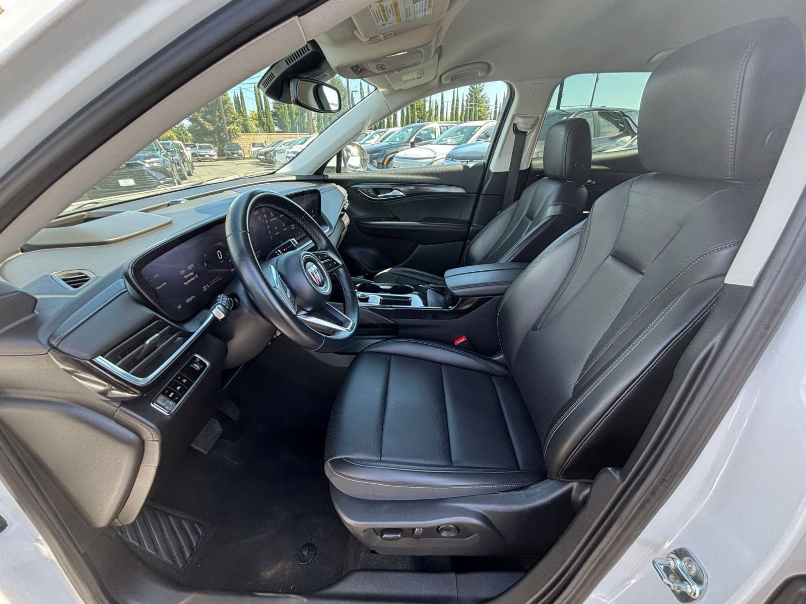 Used 2024 Buick Envision Preferred AWD/4WD image 27