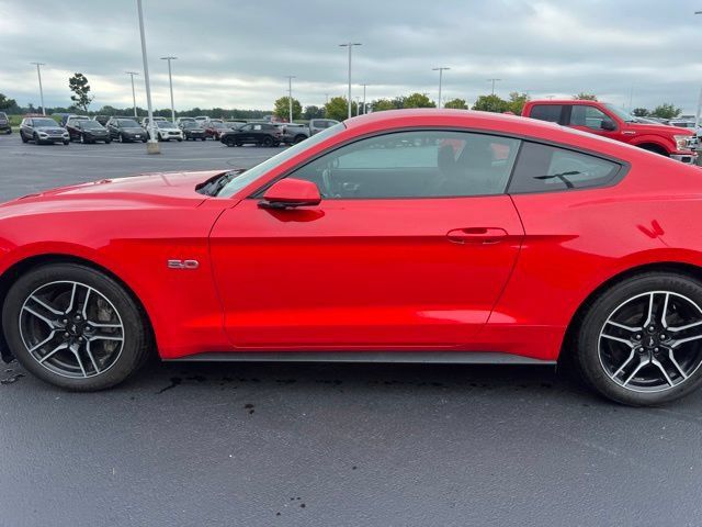 Used 2019 Ford Mustang GT RWD image 7