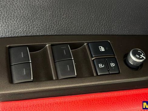 Used 2022 Toyota Camry XSE FWD image 12