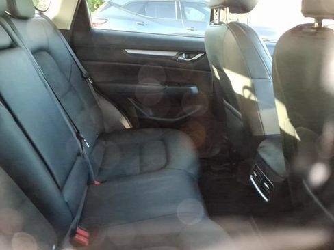 Used 2020 MAZDA CX-5 Touring FWD image 9