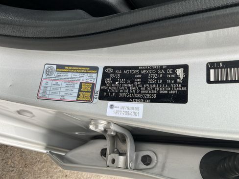 Used 2019 Kia Forte LXS FWD image 27