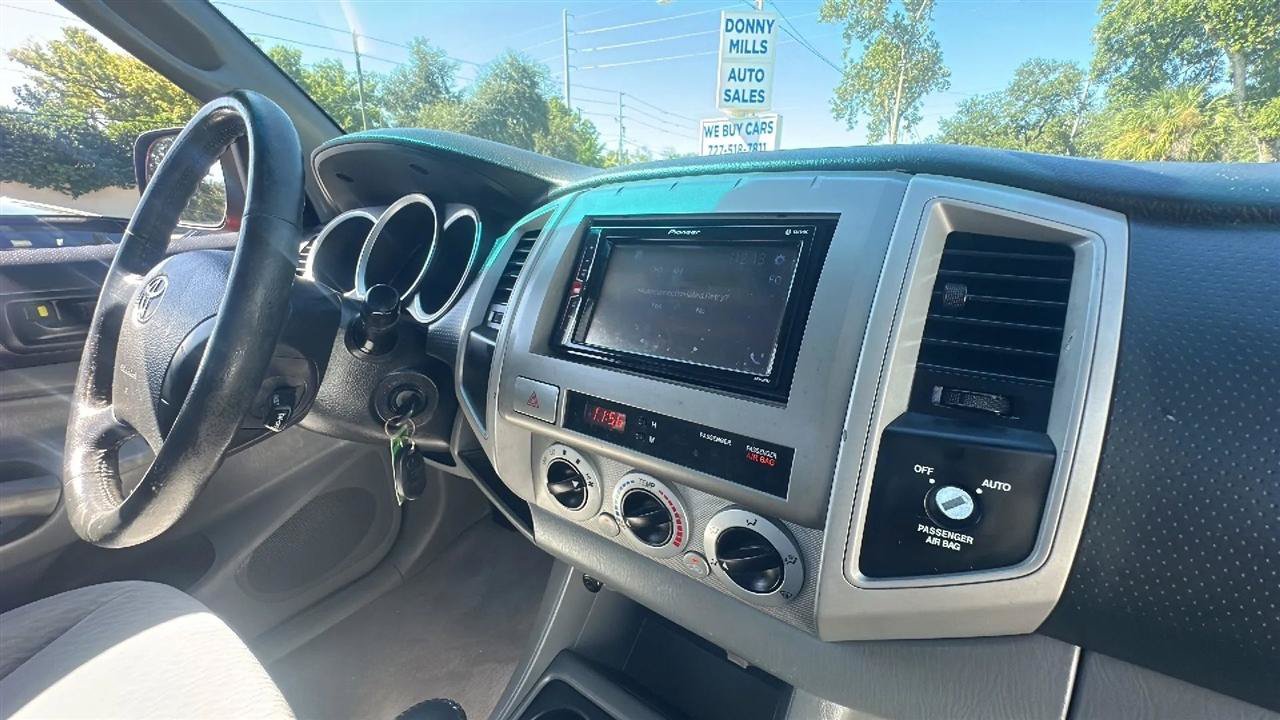 Used 2010 Toyota Tacoma PreRunner RWD image 39