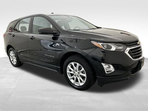 Used 2020 Chevrolet Equinox LS image 8