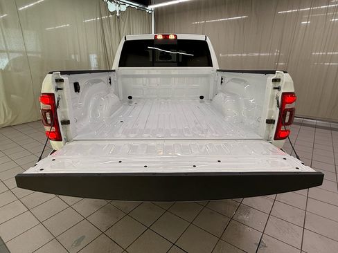 Used 2024 RAM 2500 Laramie image 12