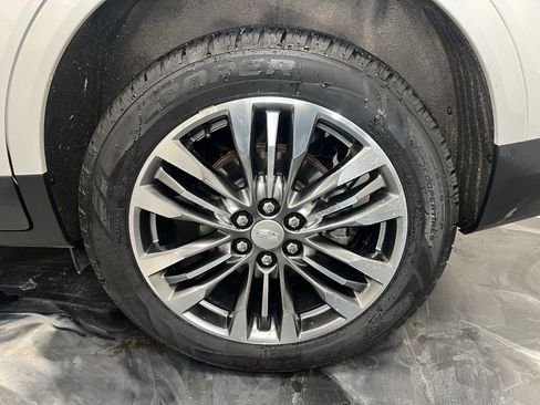 Used 2017 Cadillac XT5 Premium Luxury image 22