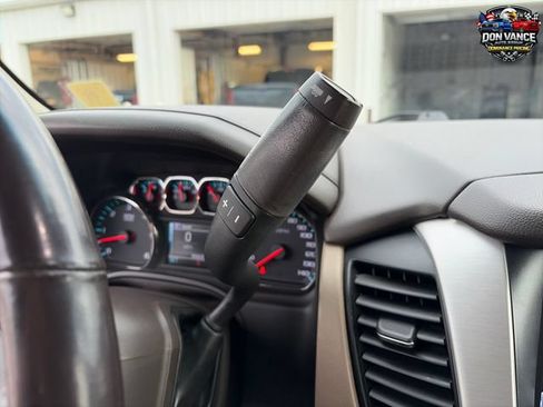 Used 2020 GMC Yukon SLT w/ Premium Edition AWD/4WD image 23