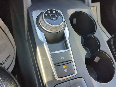 Certified 2022 Ford Escape Titanium w/ Titanium Elite Package AWD/4WD image 58