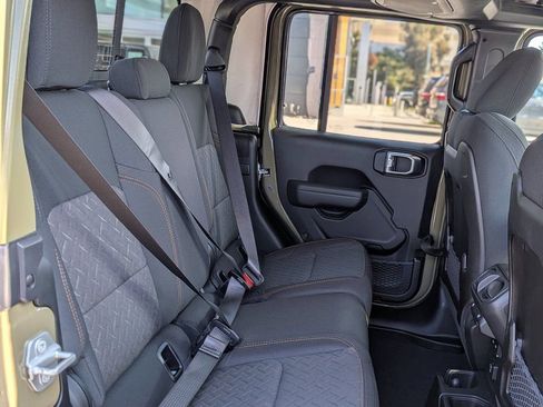 New 2026 Jeep Gladiator Mojave w/ Steel Bumper Group image 21