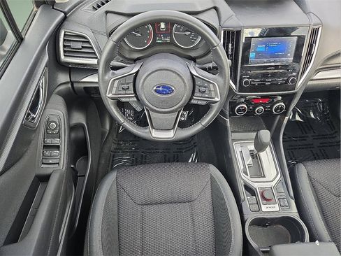 Used 2019 Subaru Forester Premium image 12