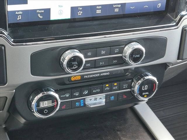 Used 2022 Ford F250 Lariat w/ Lariat Value Package AWD/4WD image 14