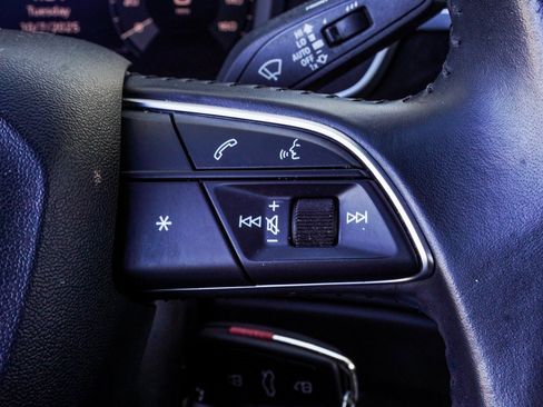 Used 2019 Audi Q3 2.0T Premium image 23