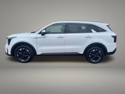 Used 2024 Kia Sorento S AWD/4WD image 2