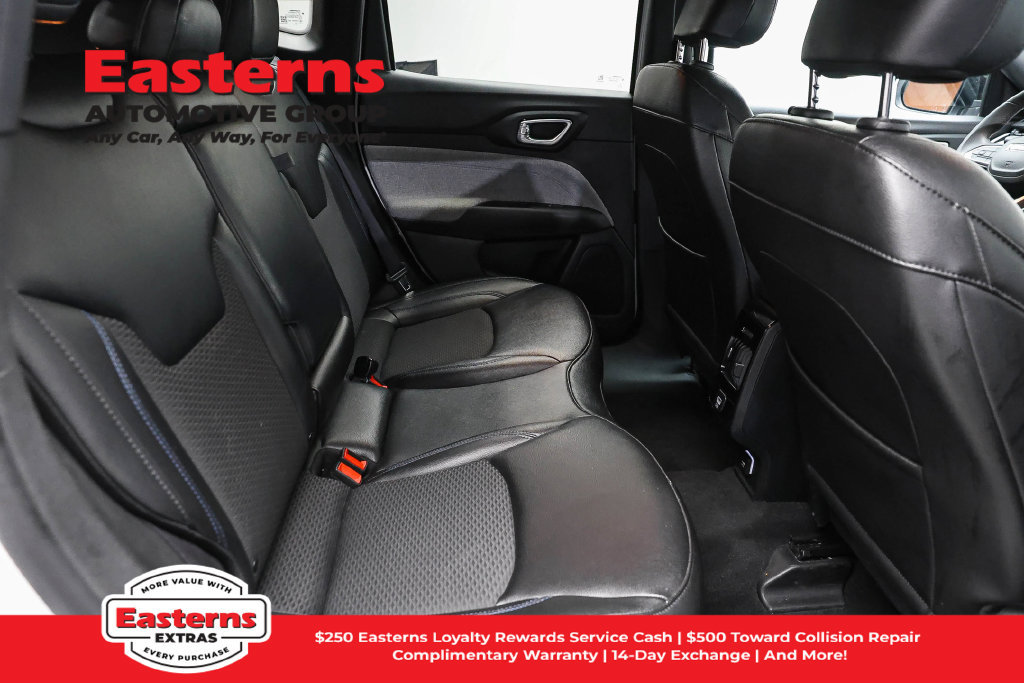Used 2024 Jeep Compass Latitude AWD/4WD image 24