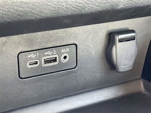 Used 2024 Nissan Altima 2.5 SV image 25