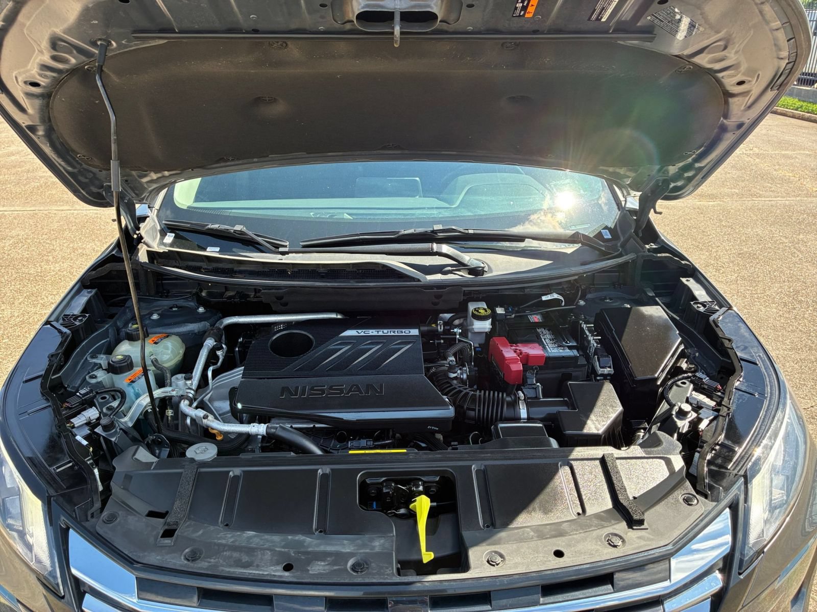 Used 2025 Nissan Rogue SV FWD image 33