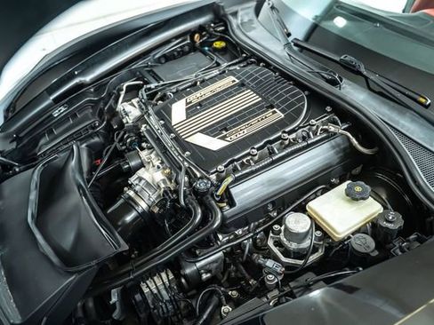 Used 2015 Chevrolet Corvette Z06 w/ 3LZ Preferred Equipment Group image 30