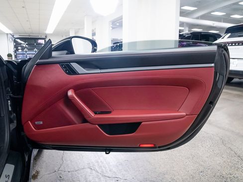 Used 2020 Porsche 911 Carrera S image 23