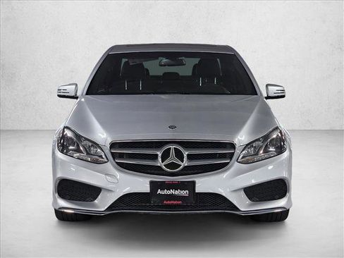 Used 2016 Mercedes-Benz E 350 Sedan image 2