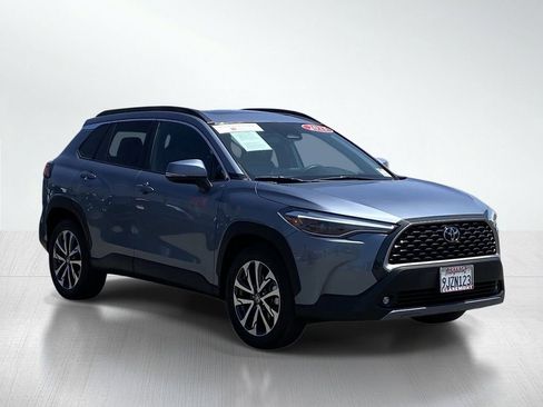 Certified 2023 Toyota Corolla Cross XLE w/ Convenience Package AWD/4WD image 12