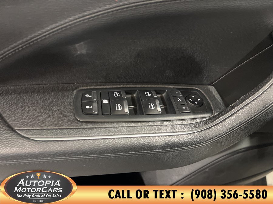 Used 2020 Maserati Levante S AWD/4WD image 13