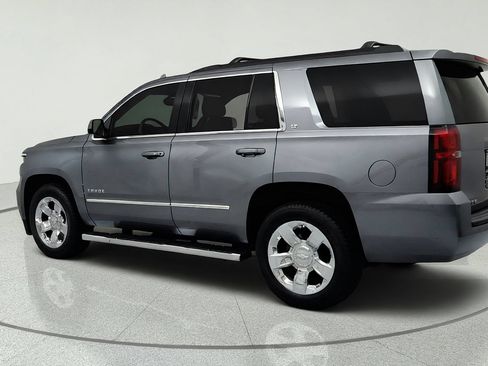 Used 2018 Chevrolet Tahoe LT w/ LT Signature Package AWD/4WD image 3