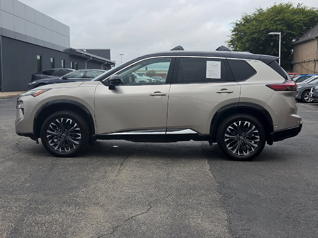 Used 2026 Nissan Rogue Platinum w/ Platinum Premium Package AWD/4WD image 3