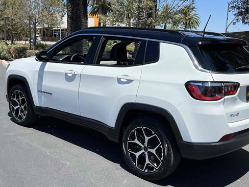 Used 2025 Jeep Compass Limited AWD/4WD image 42