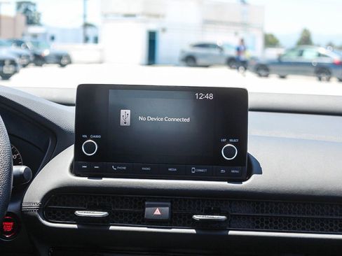 Certified 2025 Honda HR-V LX image 15